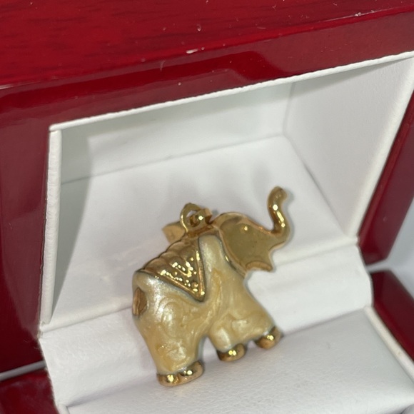 Lucky Elephant pendant charm for necklace or bracelet trunk up luck Vintage Gold - Picture 10 of 11